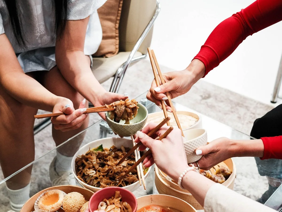 Zhangjiajie Tujia Lei Cha and Family Snack Experience with English Guide