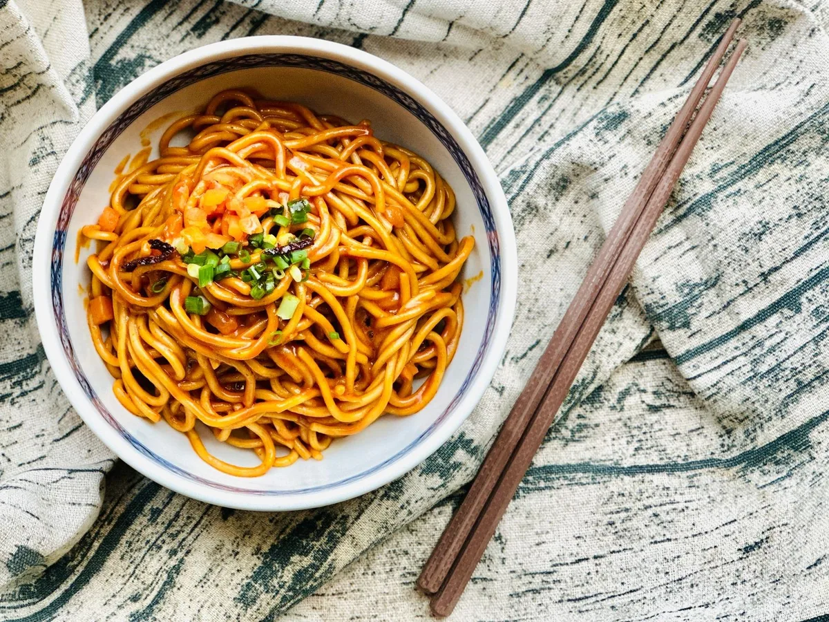 Wuhan Hot Dry Noodles Breakfast Class with English Guide